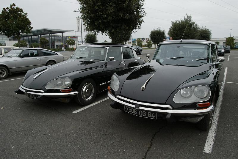 B45D4920.JPG - deux belles DS