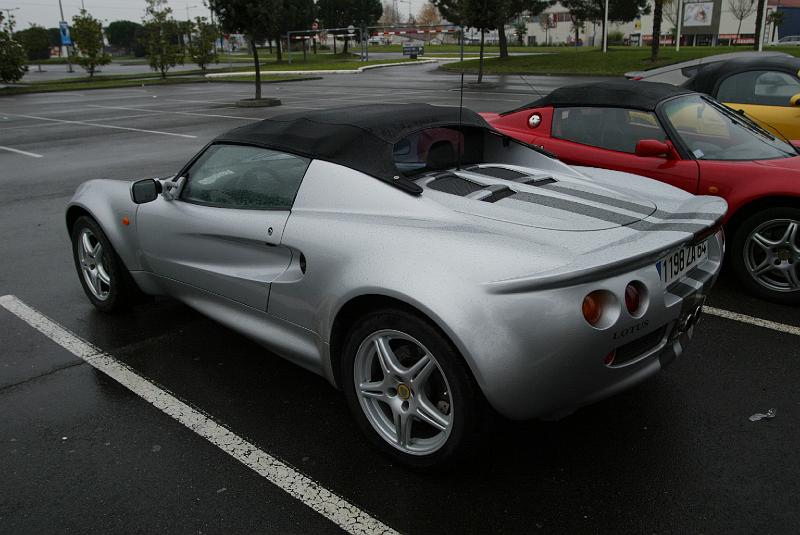 B45D4950.JPG - Lotus Elise MK1, celle ci est à vendre