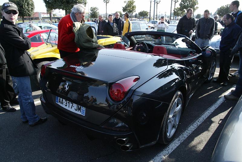 B45D0041.JPG - La dernière Ferrari California, une CC de luxe