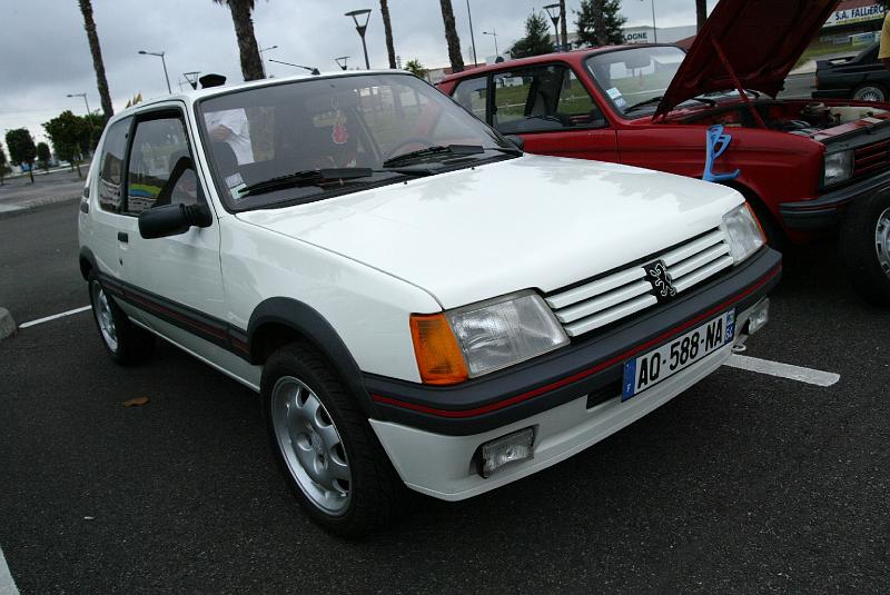 B45D0869.JPG - Peugeot 205 GTi 1.6l