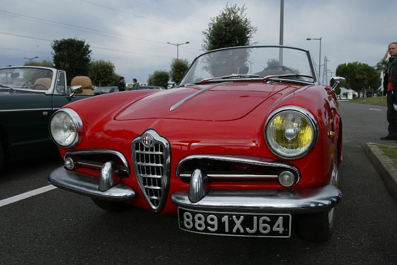 B45D0560.JPG - Alfa Romeo Spider Giulia. Cette belle auto sort de restauration. Tout a été fait dans les règles, très beau travail !