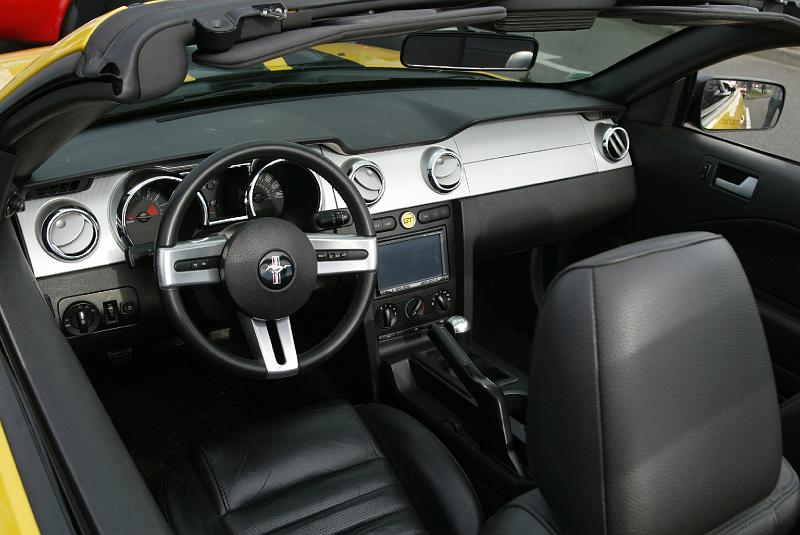 B45D0565.JPG - Ford Mustang Cabriolet 2010