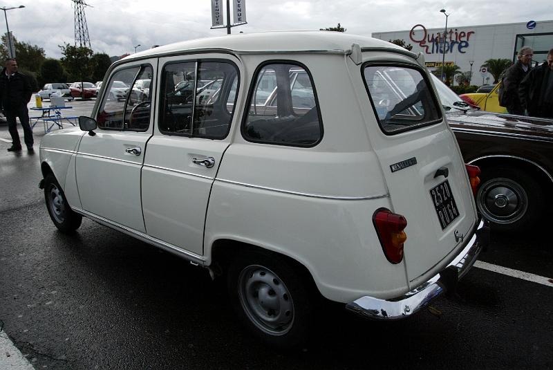 B45D0056.JPG - Renault 4L 1981