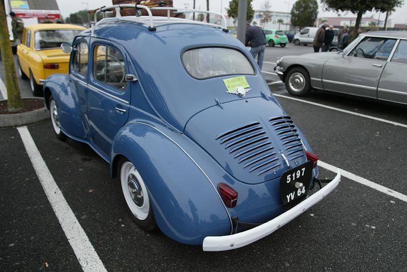 B45D0007.JPG - Renaut 4cv (A vendre)