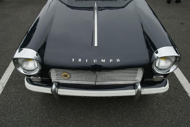 B45D0002.JPG - Tiumph Herald