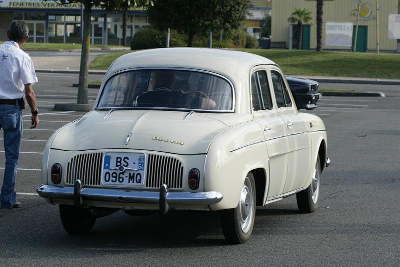 B45D0017.JPG - Renault Dauphine