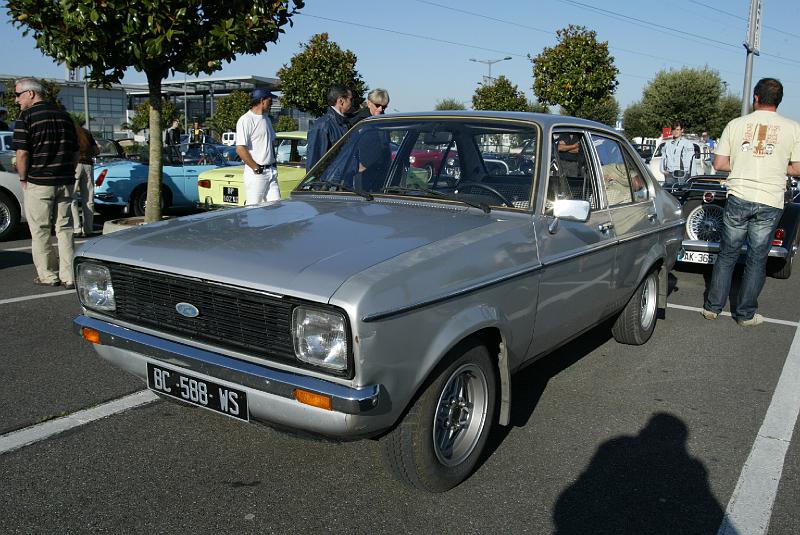 B45D0210.JPG - Ford Escort MK2