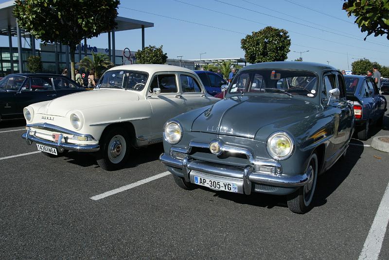 B45D0240.JPG - Simca Aronde