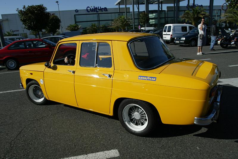 B45D0249.JPG - Renault 8