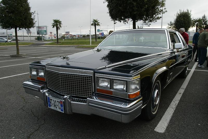 B45D0065.JPG - Cadillac Brougham