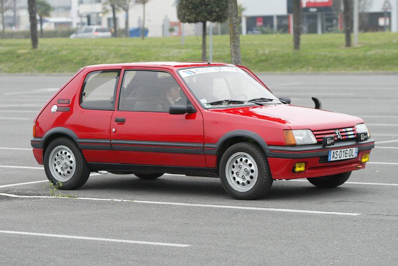 B45D0014.JPG - Peugeot 205 GTi 1.6l