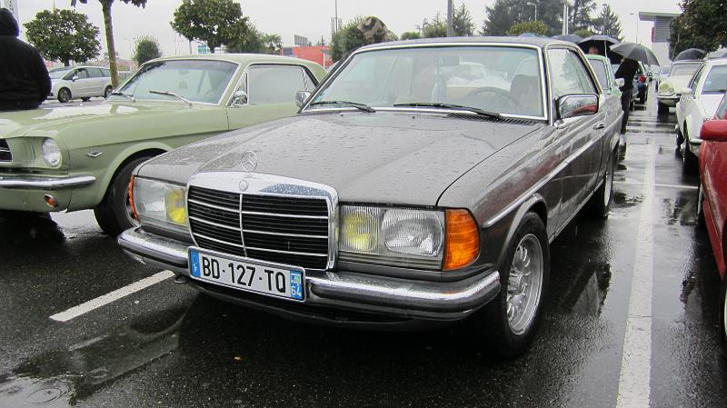 IMG_0418.JPG - Mercedes 230 CE, un joli coupé en vente: 06 11 56 61 54