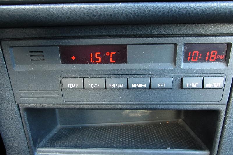 001.jpg - Il faisait froid de matin, mais quelques rayons de soleil sont venus nous réchaufer un peu plus tard