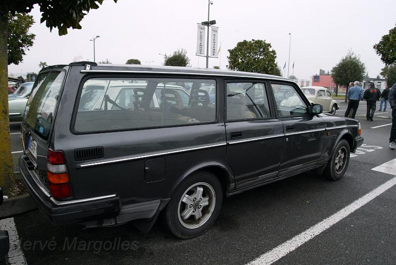 B45D0009.jpg - Volvo 240 GL