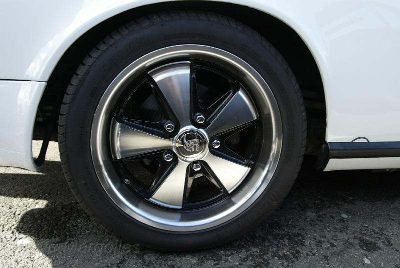 porsche_911-05.JPG - Porsche 911 : de très belles jantes "Fuchs"
