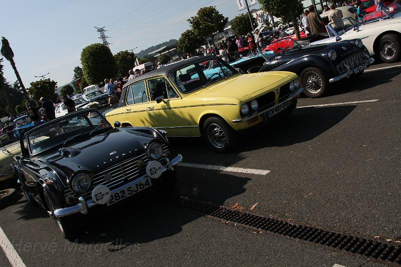 IMG_2739.JPG - Un Trio de Triumph avec 3 générations.