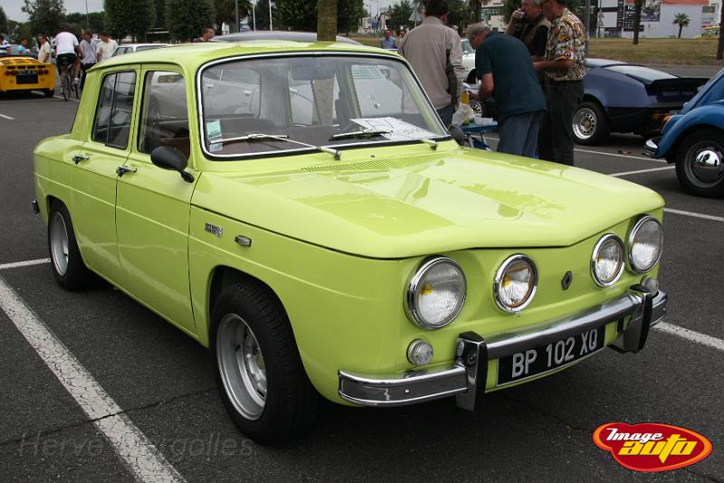 IMG_3121.JPG - Une belle Renault 8 Major (A vendre)