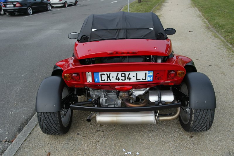 B45D0116.JPG - Superbe petit véhicule de loisir la Secma F16 dont vous avez pu voir un repportage dans l'émission TURBO