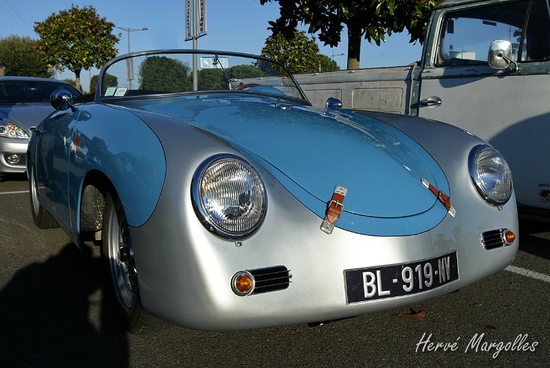 B45D0070.JPG - un très beau "KIT" Autofibra sur base Vokswagen: réplique Porsche 356