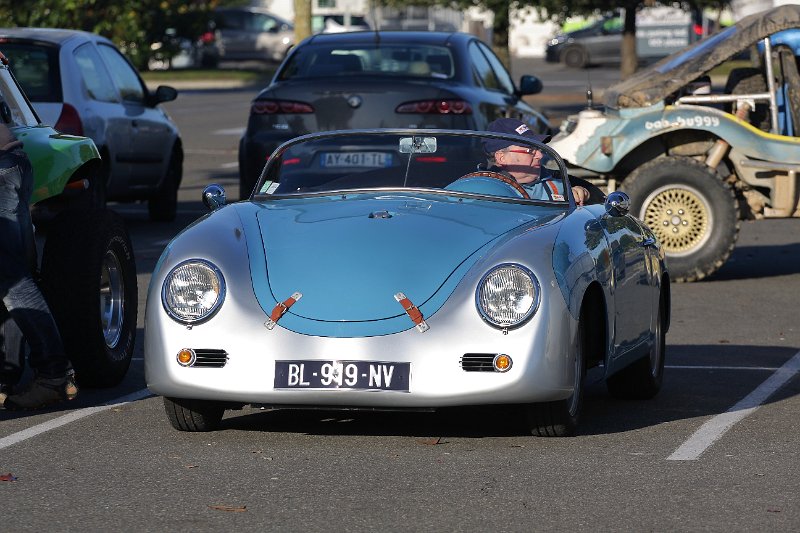 IMG_2074.JPG - un très beau "KIT" Autofibra sur base Vokswagen: réplique Porsche 356