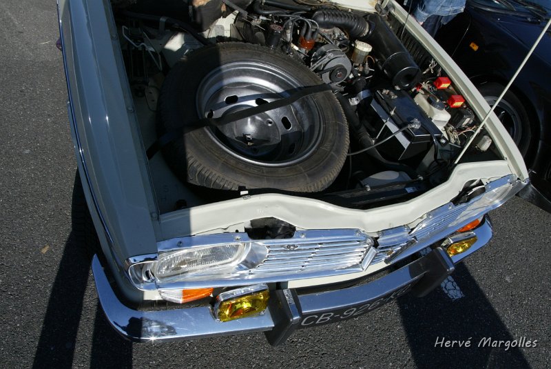 Renault-16-02.JPG