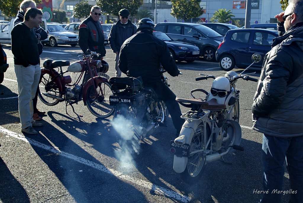 Moto-02.JPG
