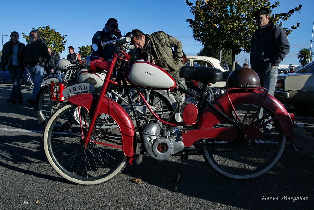 Moto-03.JPG