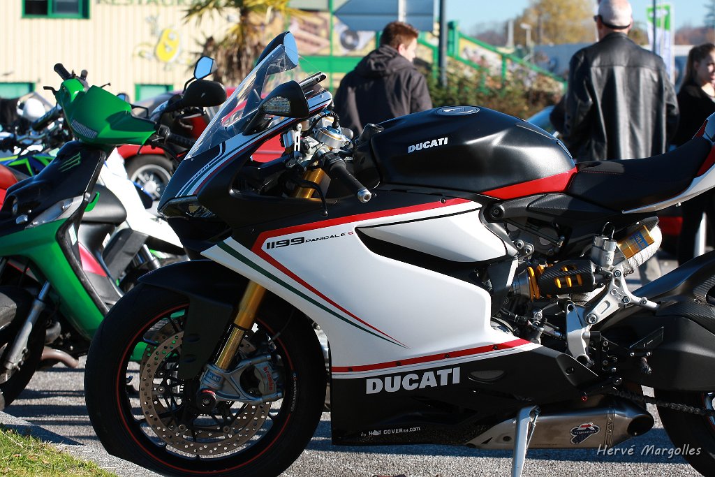 Moto-06.JPG