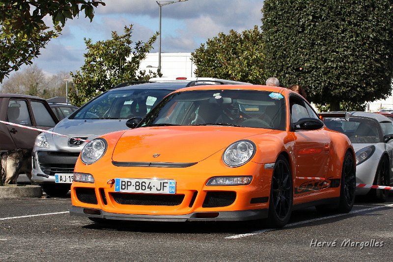 Porsche-02.JPG