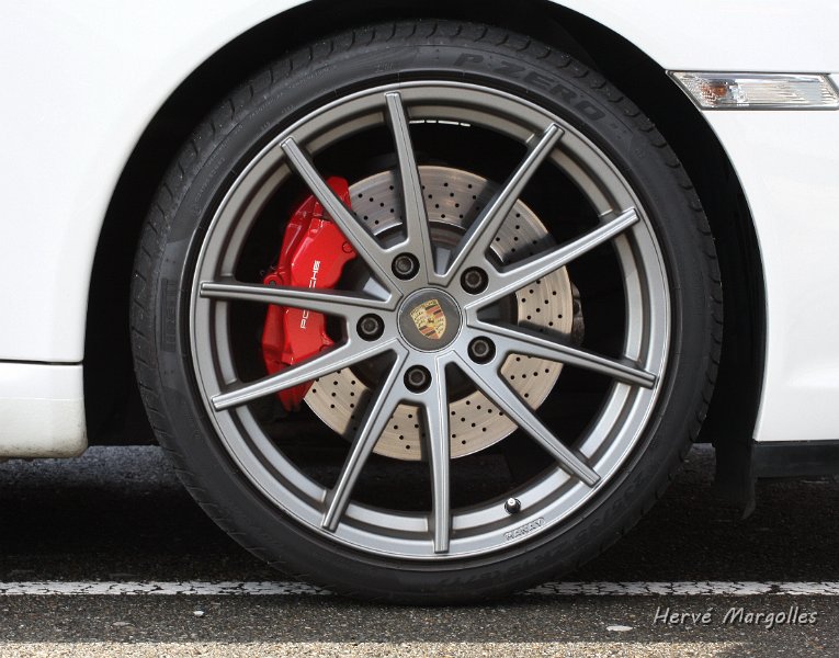 Porsche-03.JPG
