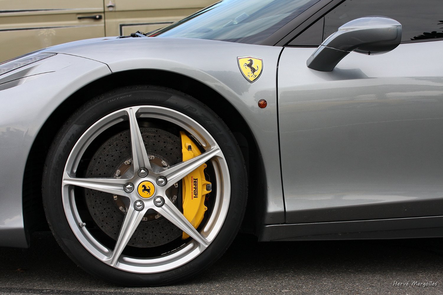 Ferrari-458_04.JPG