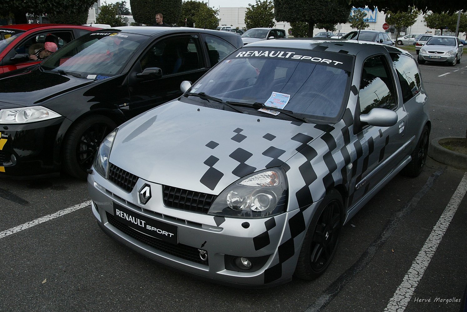Renault_02.JPG