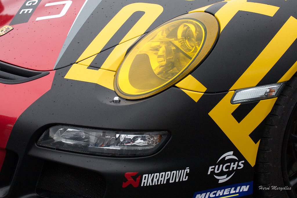 911-GT3-Hot_Cover64_01.jpg