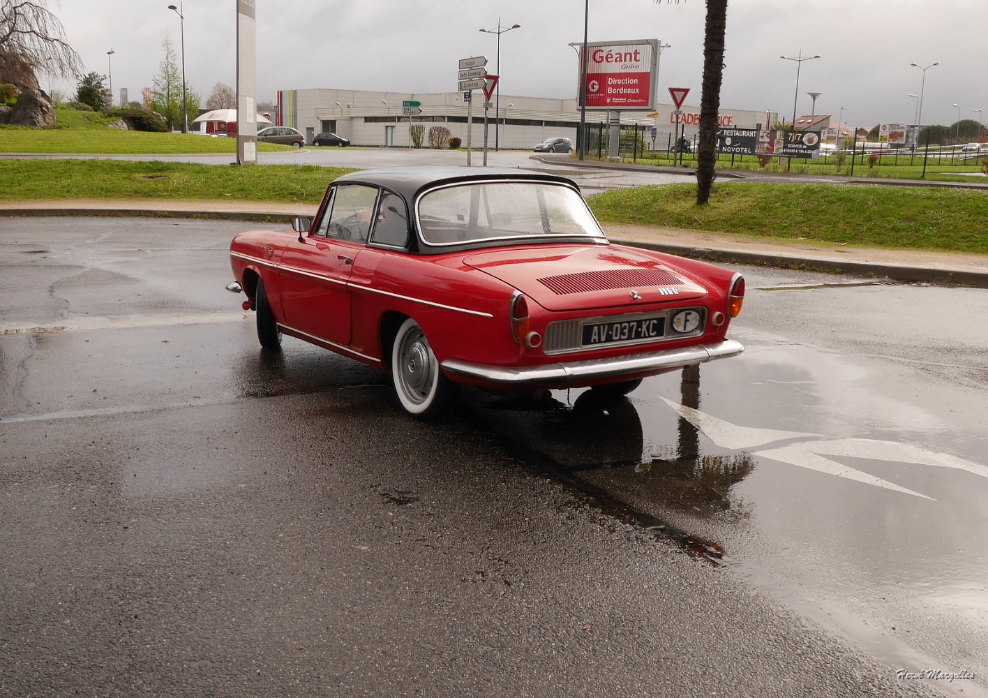 Renault_02.JPG