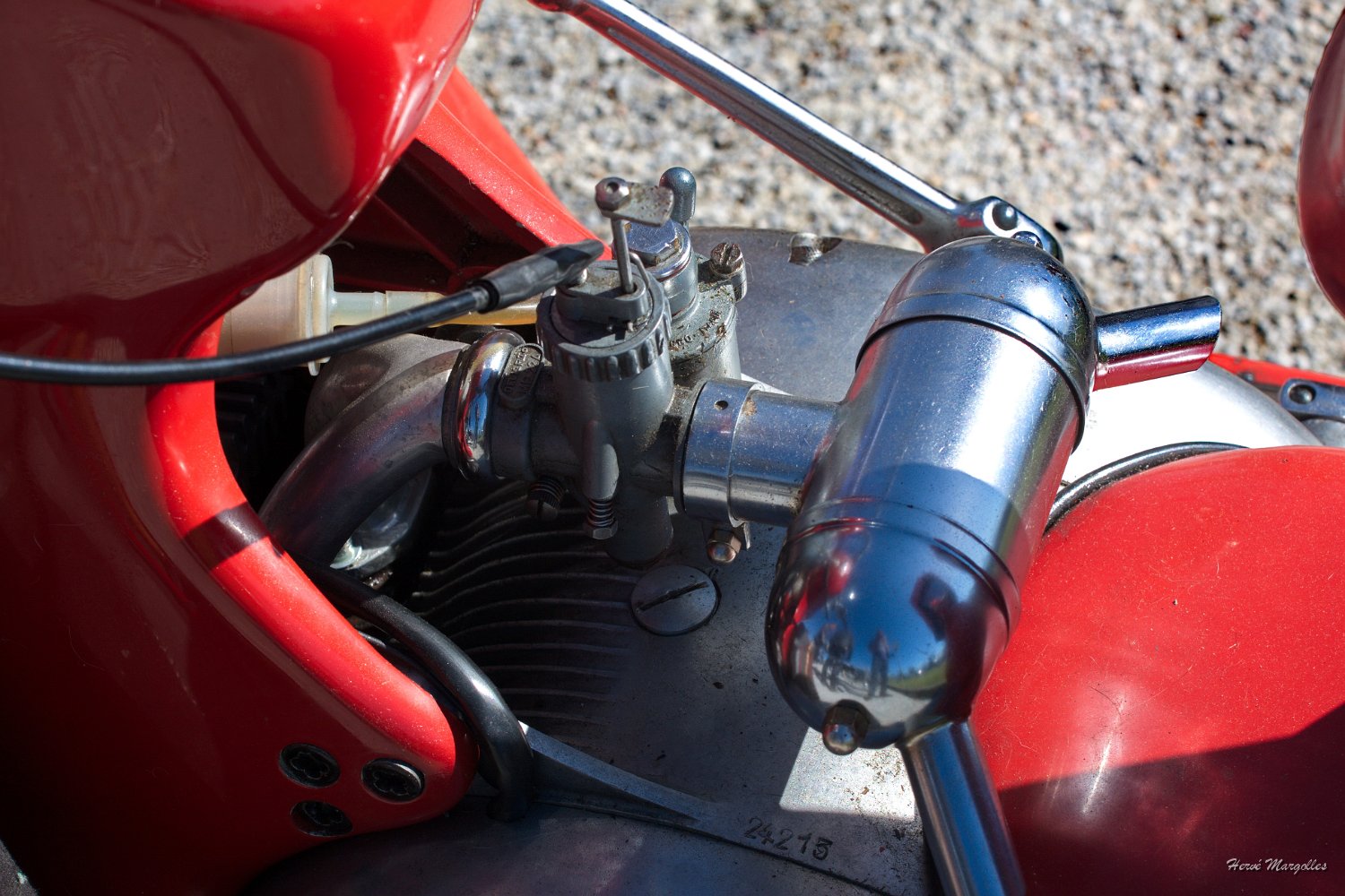Moto-03.jpg