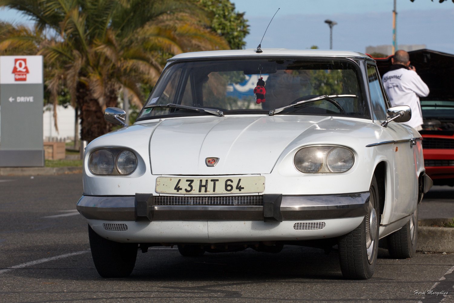 Panhard-01.jpg