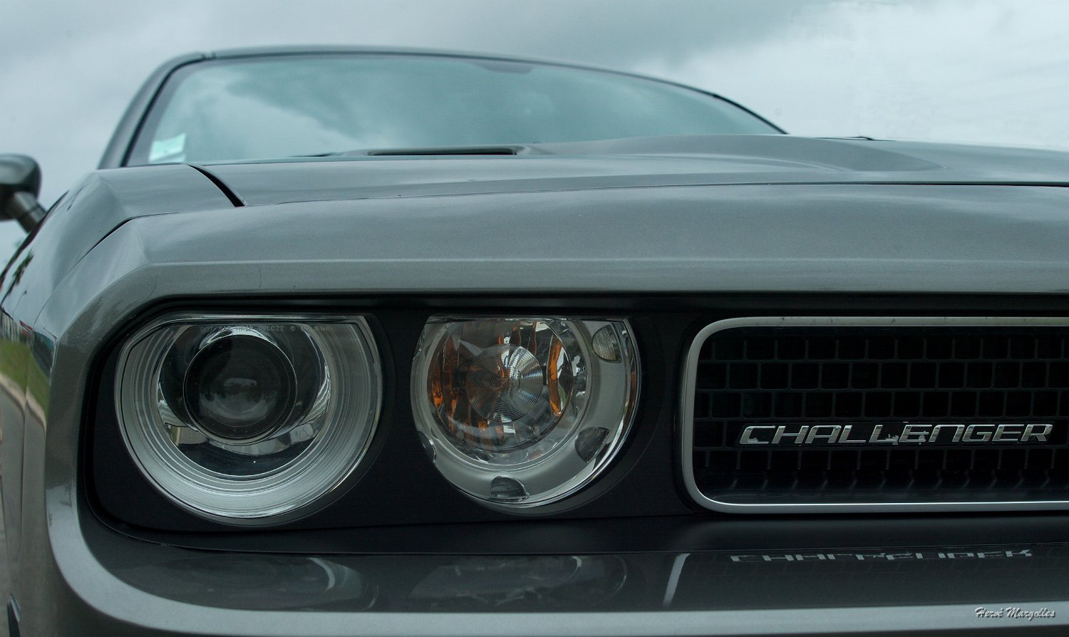 Dodge-Challenger-02.jpg