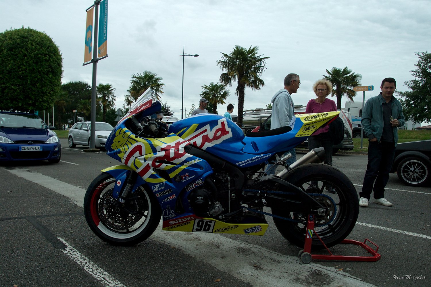 Moto-01.jpg
