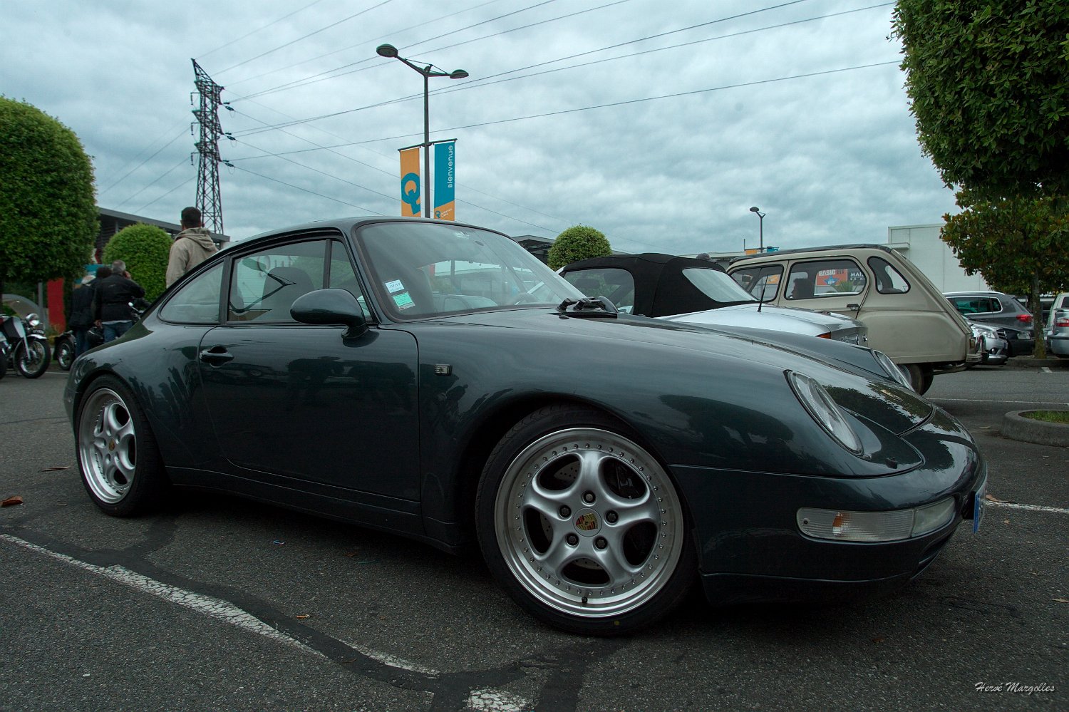 Porsche-02.jpg
