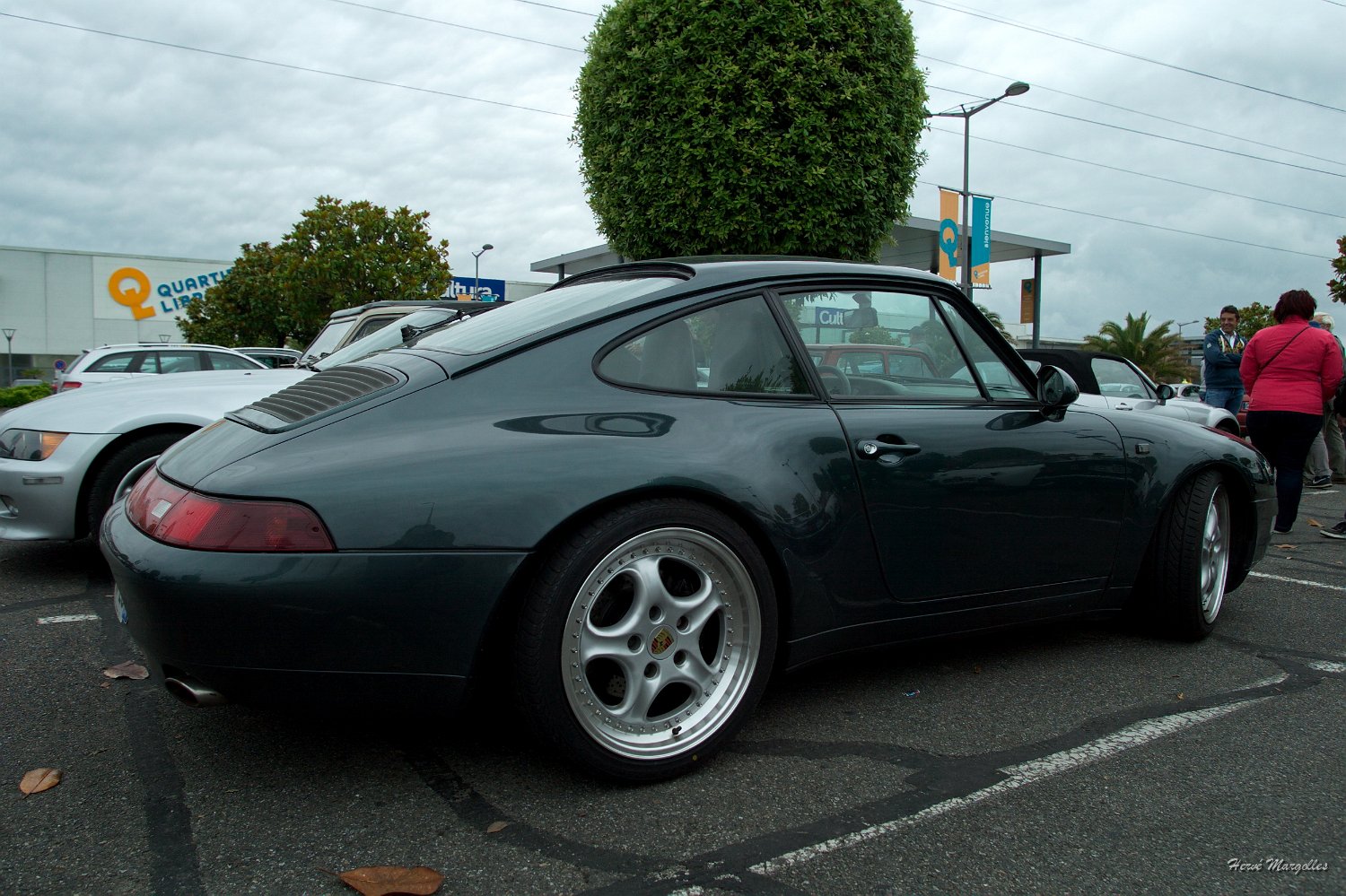 Porsche-03.jpg