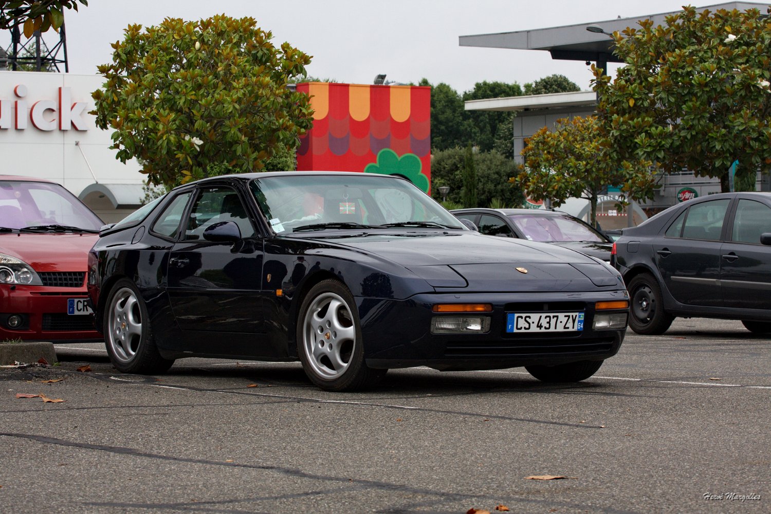 Porsche-04.jpg