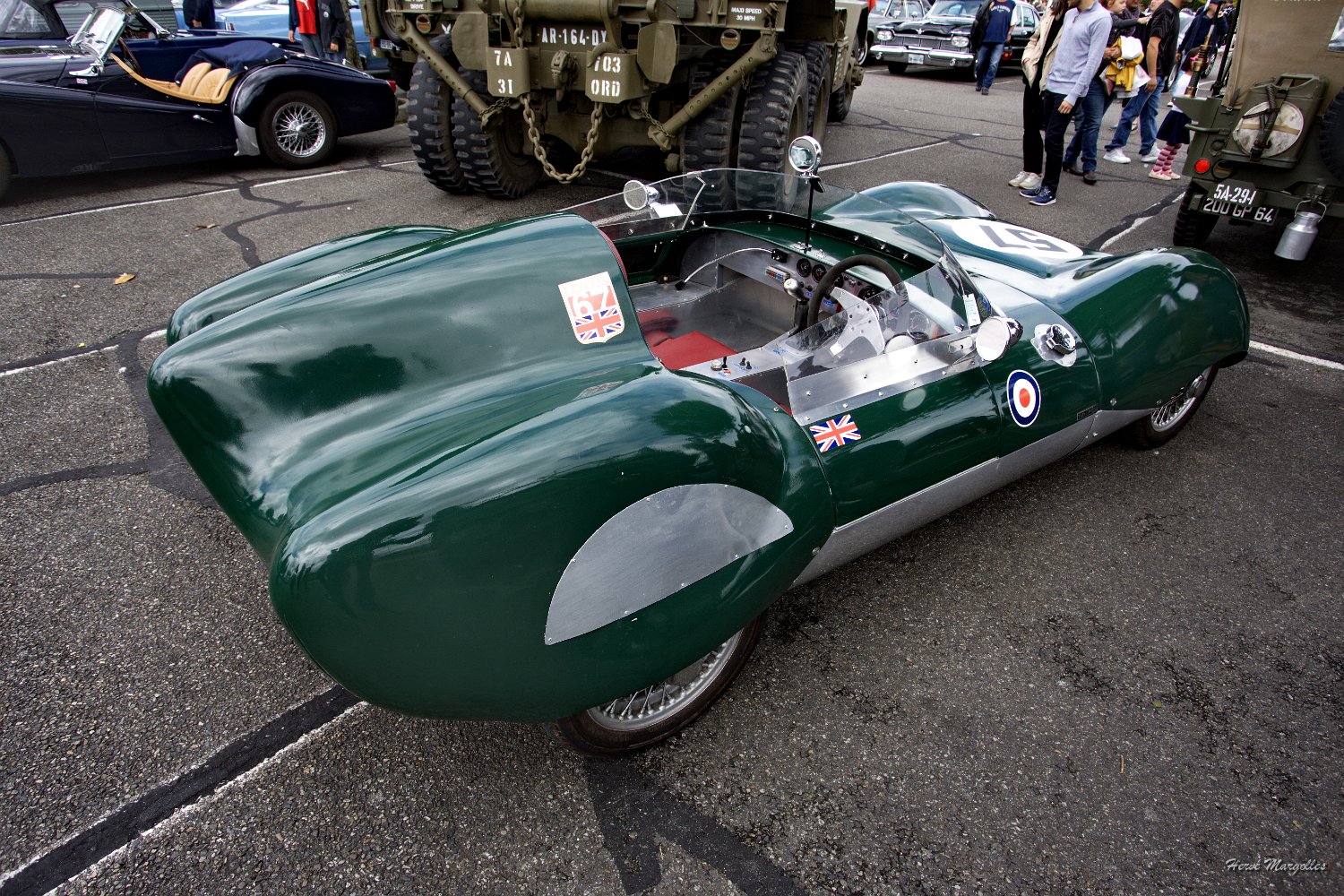 Lotus11-04.jpg