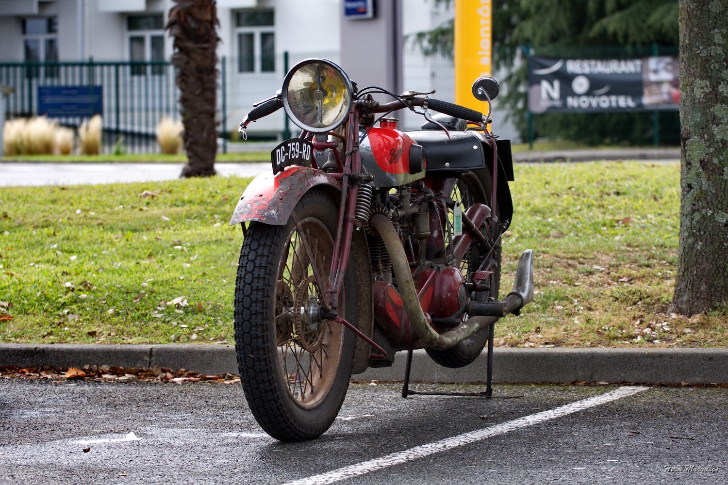 Moto-07.jpg