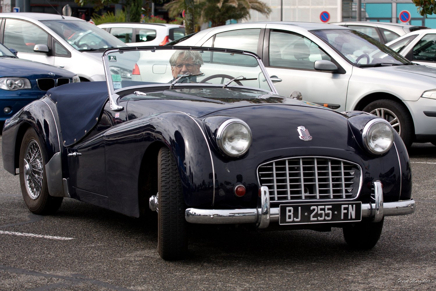 TR3-02.jpg
