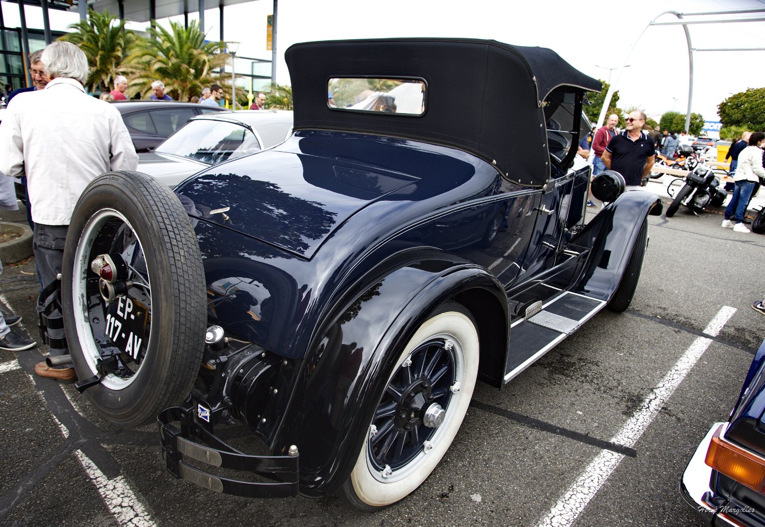 Buick_Master-six-1929-05.jpg