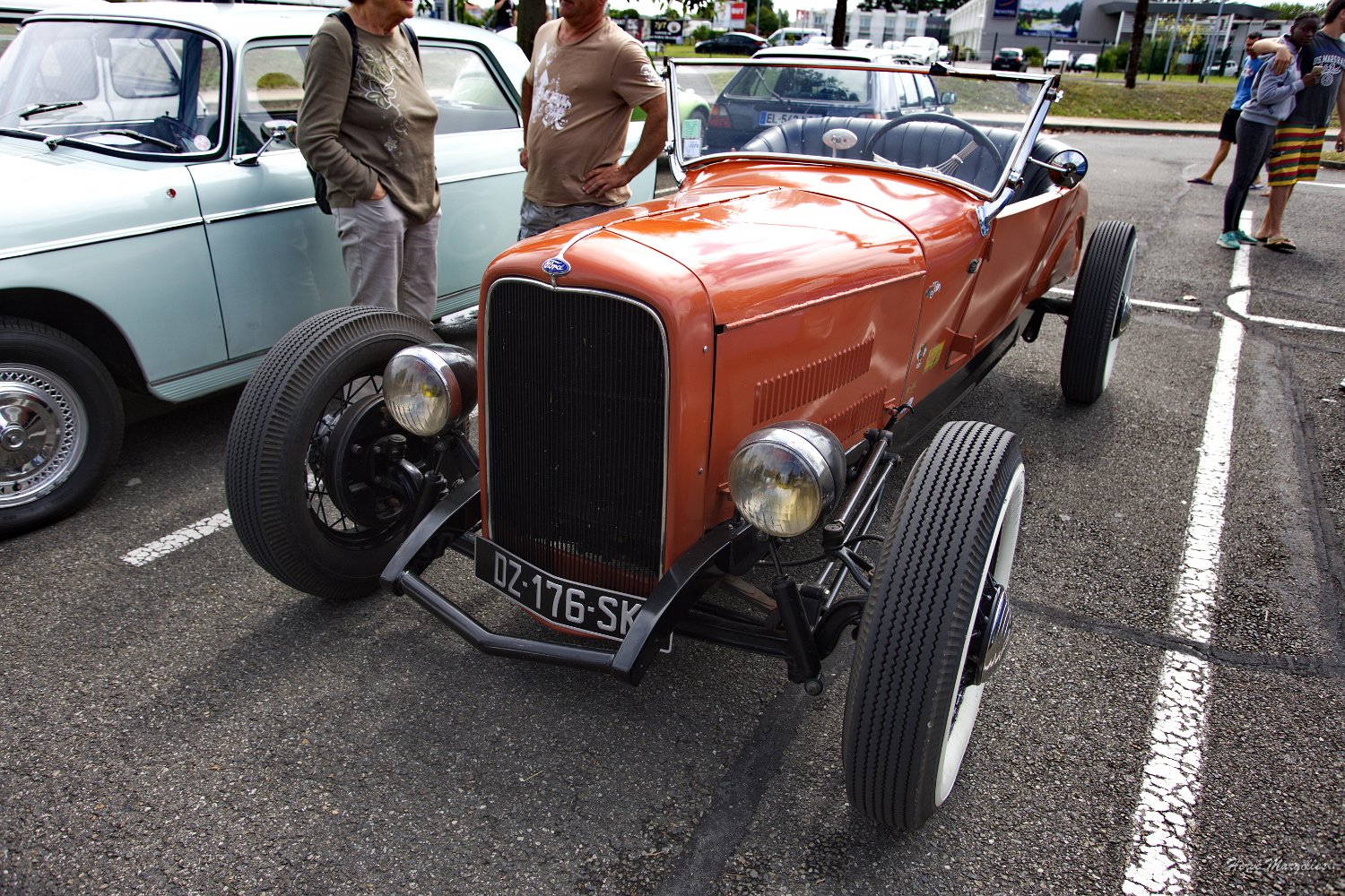 Ford-01.jpg