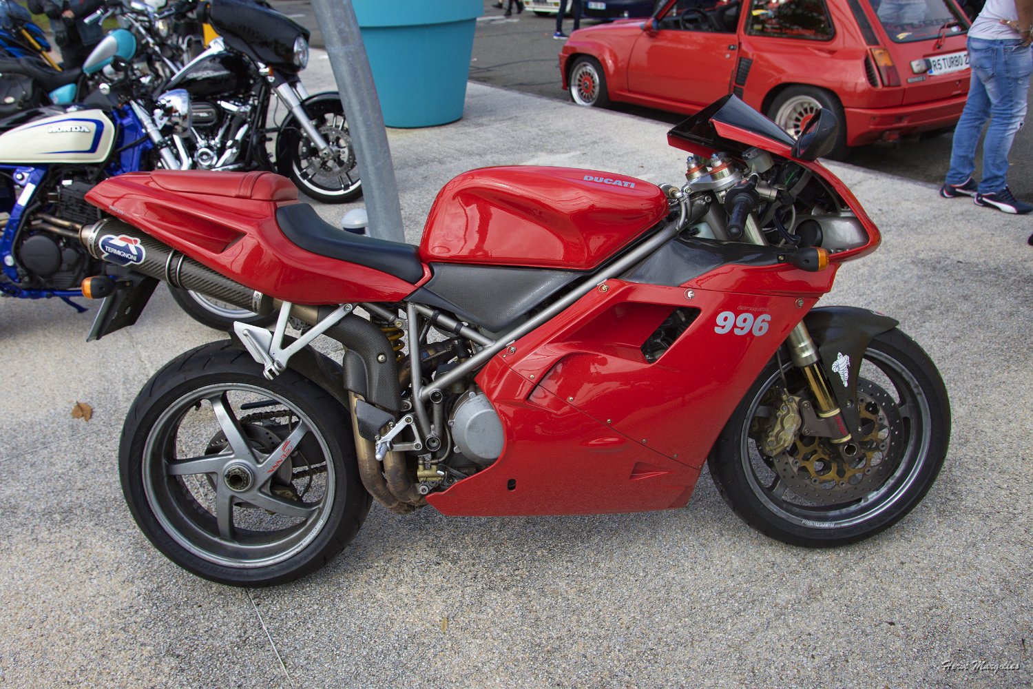 Moto-06.jpg