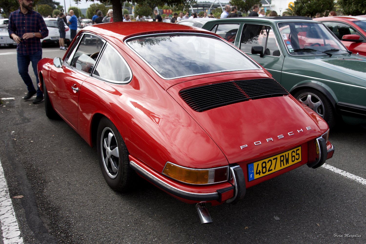 Porsche-911s-03.jpg