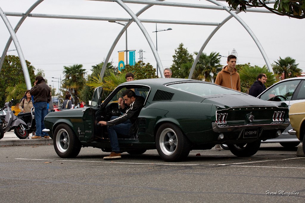 Ford-Mustang-00.jpg