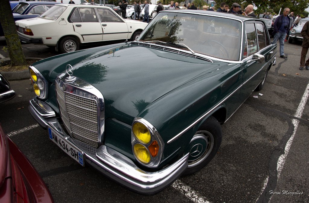 Mercedes-02.jpg